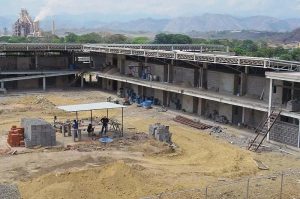 VENEZUELA--Escasez-de-materiales-retrasa-construcci-n-de-tres-escuelas-en-Miranda
