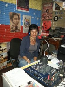 Mineida Leiva, locutora de Aires Pastoreños