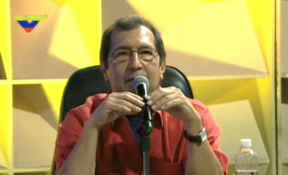 El constituyentista Adán Chávez informó además que se producirán audiovisuales sobre la vida del Comandante Eterno