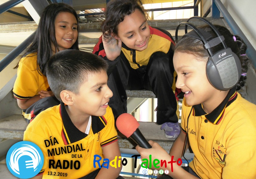 La emisora escolar "Radio Talento" produjo un material para celebrar el Día Mundial de la Radio este 13 de febrero